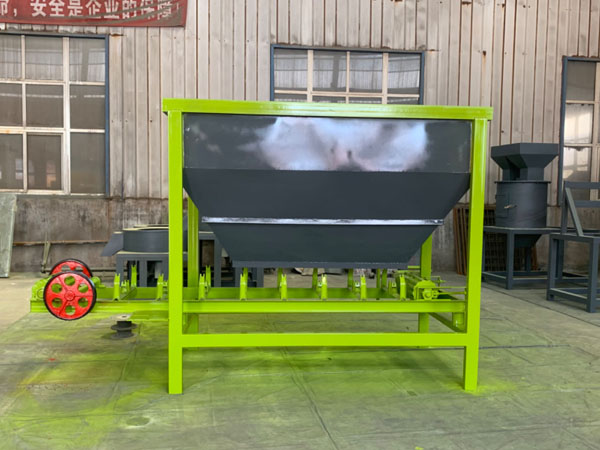 無烘干擠壓造粒生產(chǎn)線